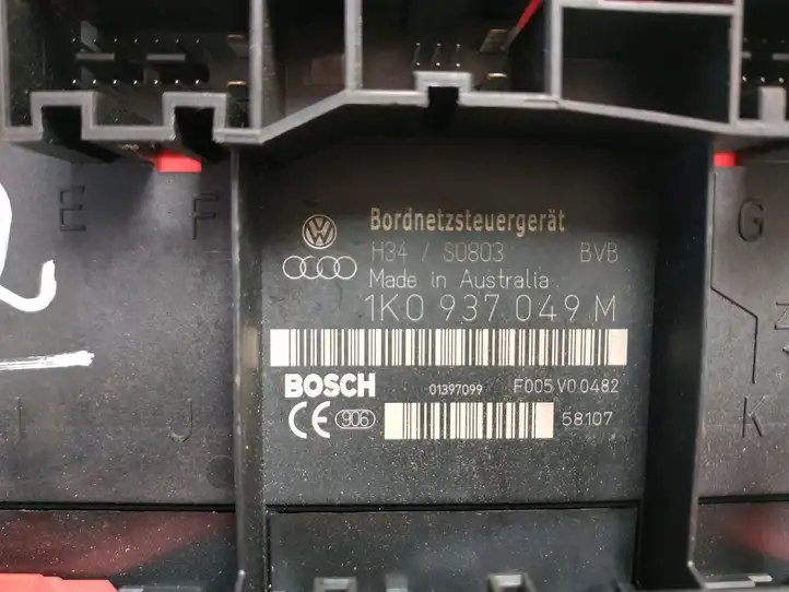 Volkswagen Touran I (2003 - 2010) 1K0937049M Модуль комфорта — фото 2