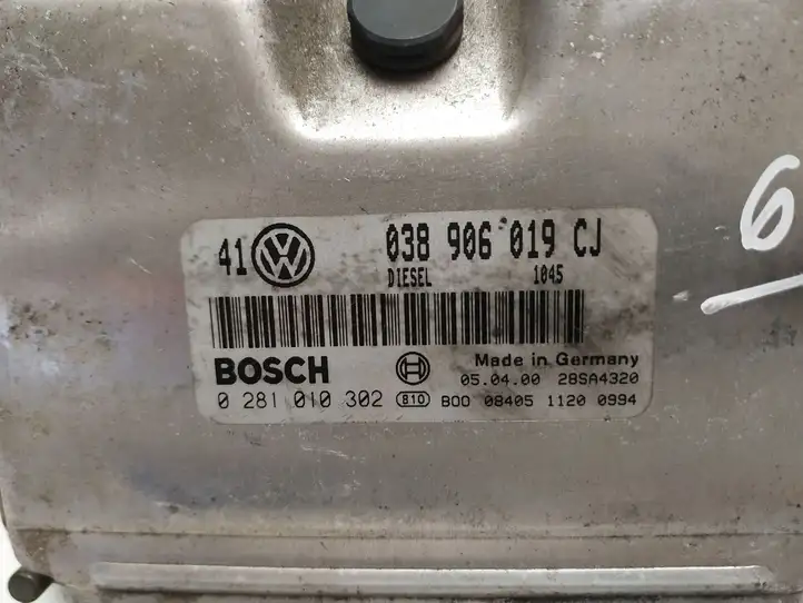 Volkswagen Bora (1998 - 2005) 0389060119CJ Блок управления двигателем (ЭБУ) — фото 3