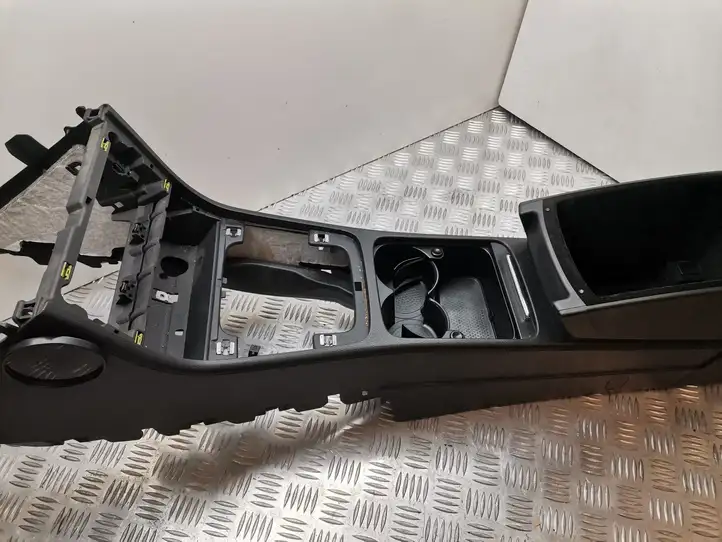 Volkswagen PASSAT B6 (2005 - 2010) 3C2863241 Центральная консоль — фото 6