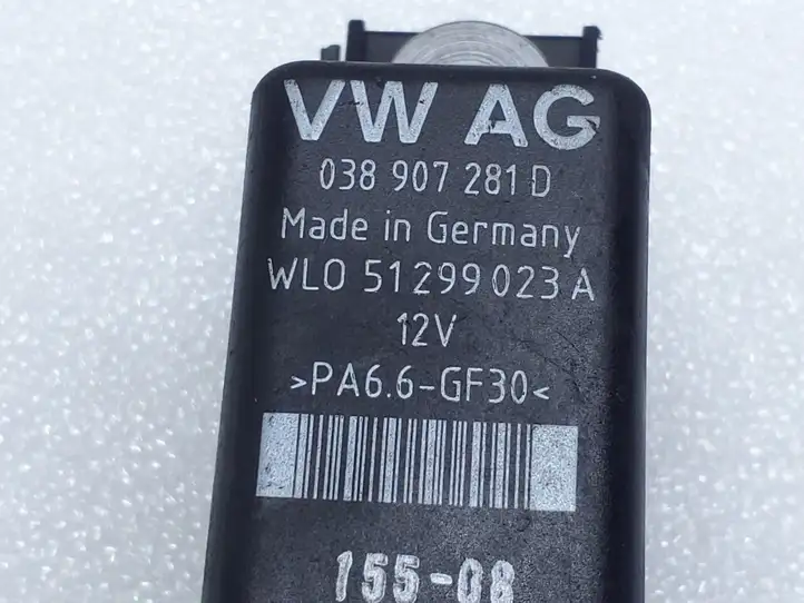 Volkswagen PASSAT B6 (2005 - 2010) 038907281D Реле накала свечей — фото 2