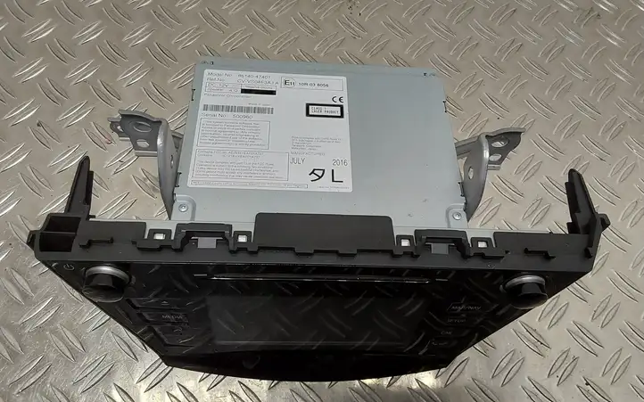 Toyota Prius+ (ZVW40) (2011 - 2018) 8614047401 Магнитола / мультимедийная система — фото 2