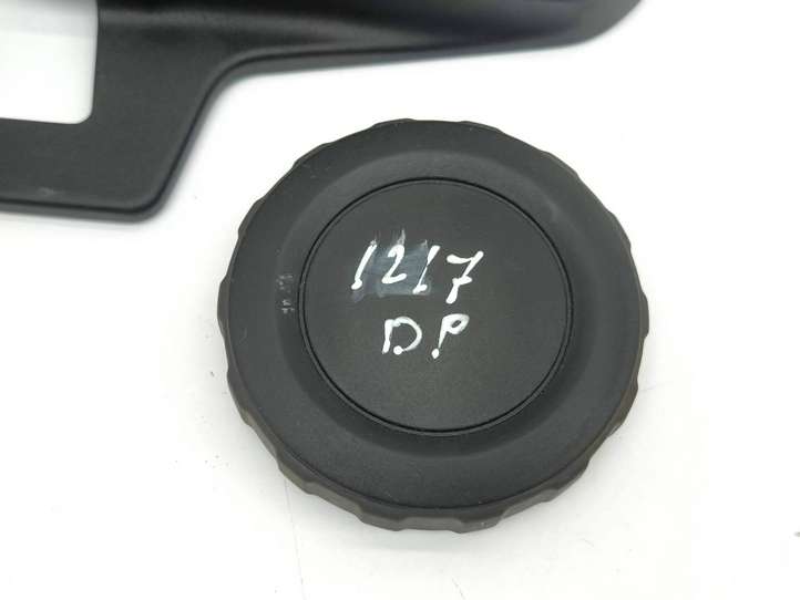 Seat Ateca (2016 - )  565881318G Отделка регуляторов сиденья