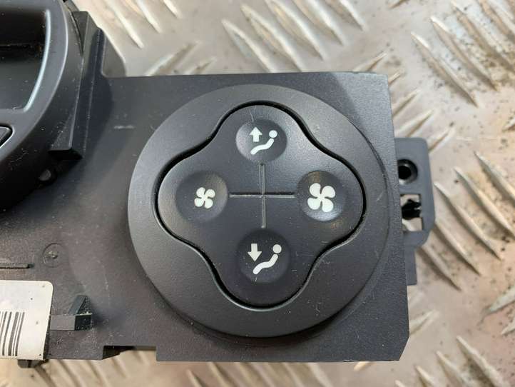 Renault Modus (2004 - 2007)  8200133339 Блок управления кондиционера воздуха / климата/ печки (в салоне)