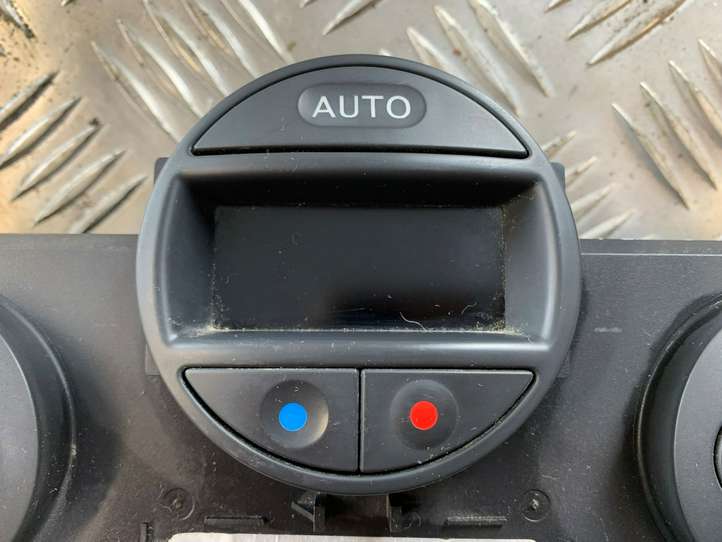 Renault Modus (2004 - 2007)  8200133339 Блок управления кондиционера воздуха / климата/ печки (в салоне)