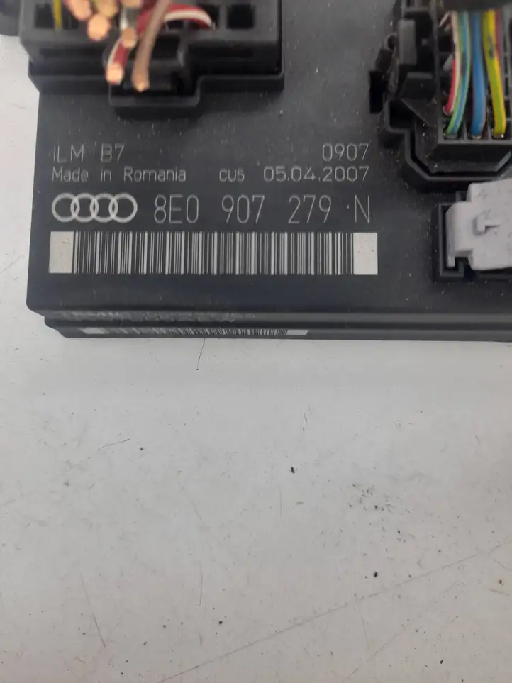 Audi A4 S4 B6 8E 8H (2000 - 2006) 8E0907279N Модуль комфорта — фото 2