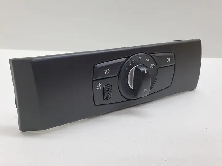 BMW 5 E60 E61 (2004 - 2010) 913472602 Включатель фонарей — фото 2