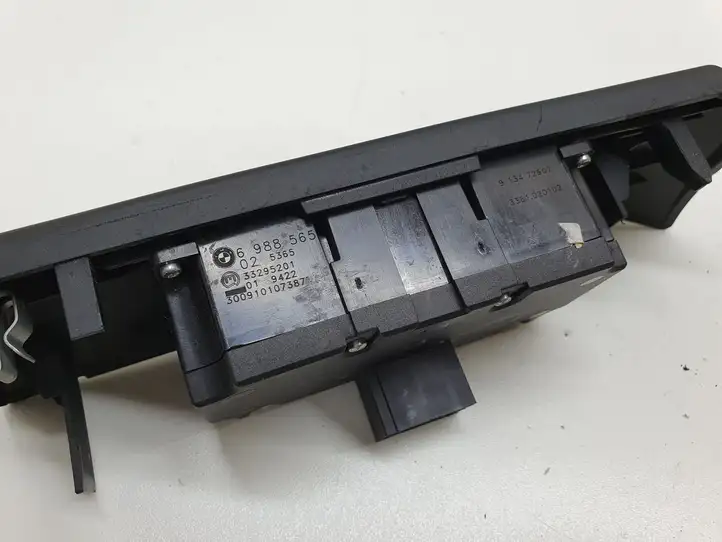 BMW 5 E60 E61 (2004 - 2010) 913472602 Включатель фонарей — фото 5