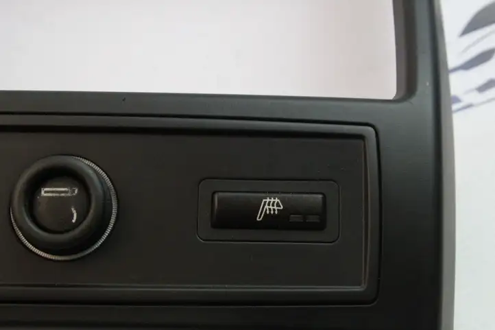 BMW X5 E70 (2006 - 2013) 9051542 Другая деталь консоли (туннеля) — фото 2