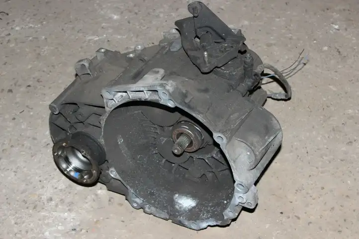 Volkswagen PASSAT B6 (2005 - 2010) KDS Механическая коробка передач, 6 передач — фото 1