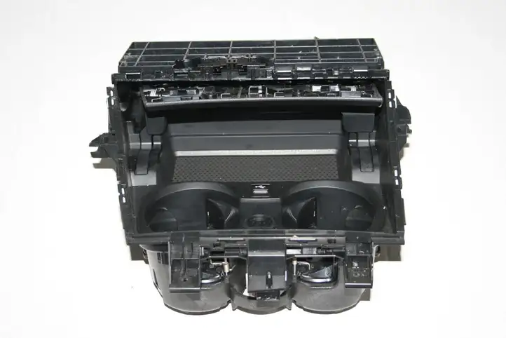 BMW 3 G20 G21 (2019 - ) 6809803 Ящик центральной консоли — фото 2