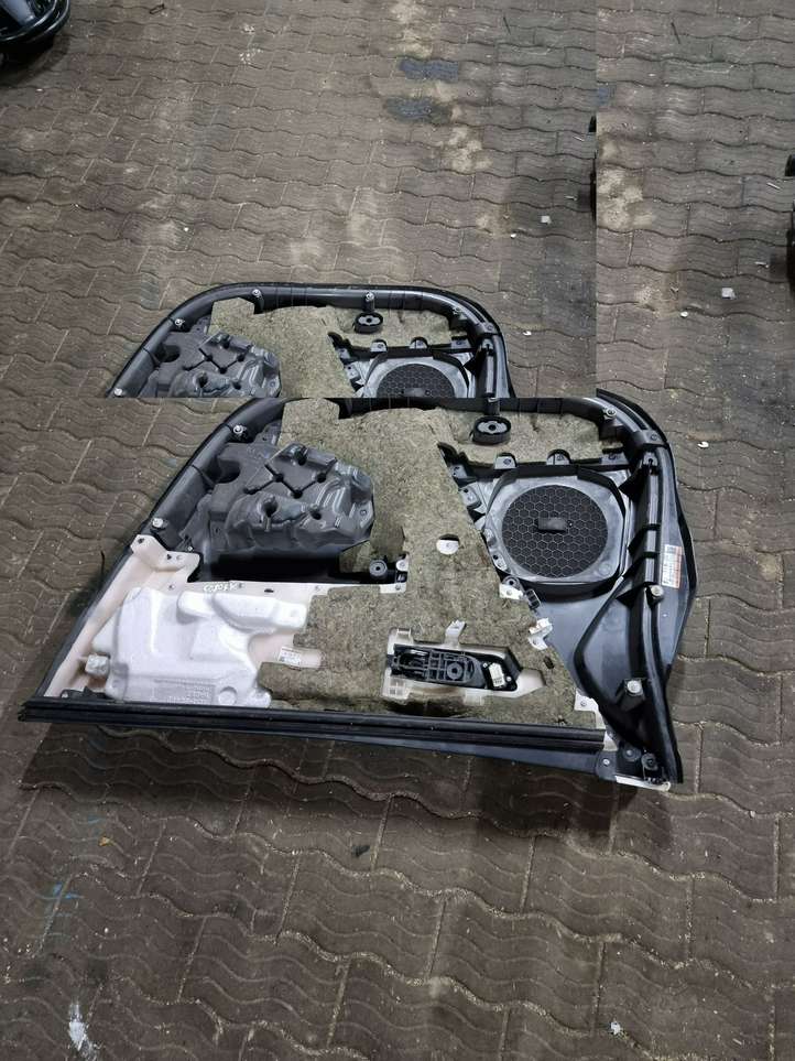Mazda CX-9 (2006 - 2012)  TD1968450U Обшивка передней двери