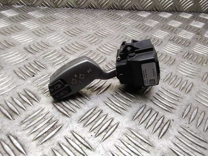 BMW 7 E65 E66 (2001 - 2008)  6959984 Ручка поворотов/ фонарей