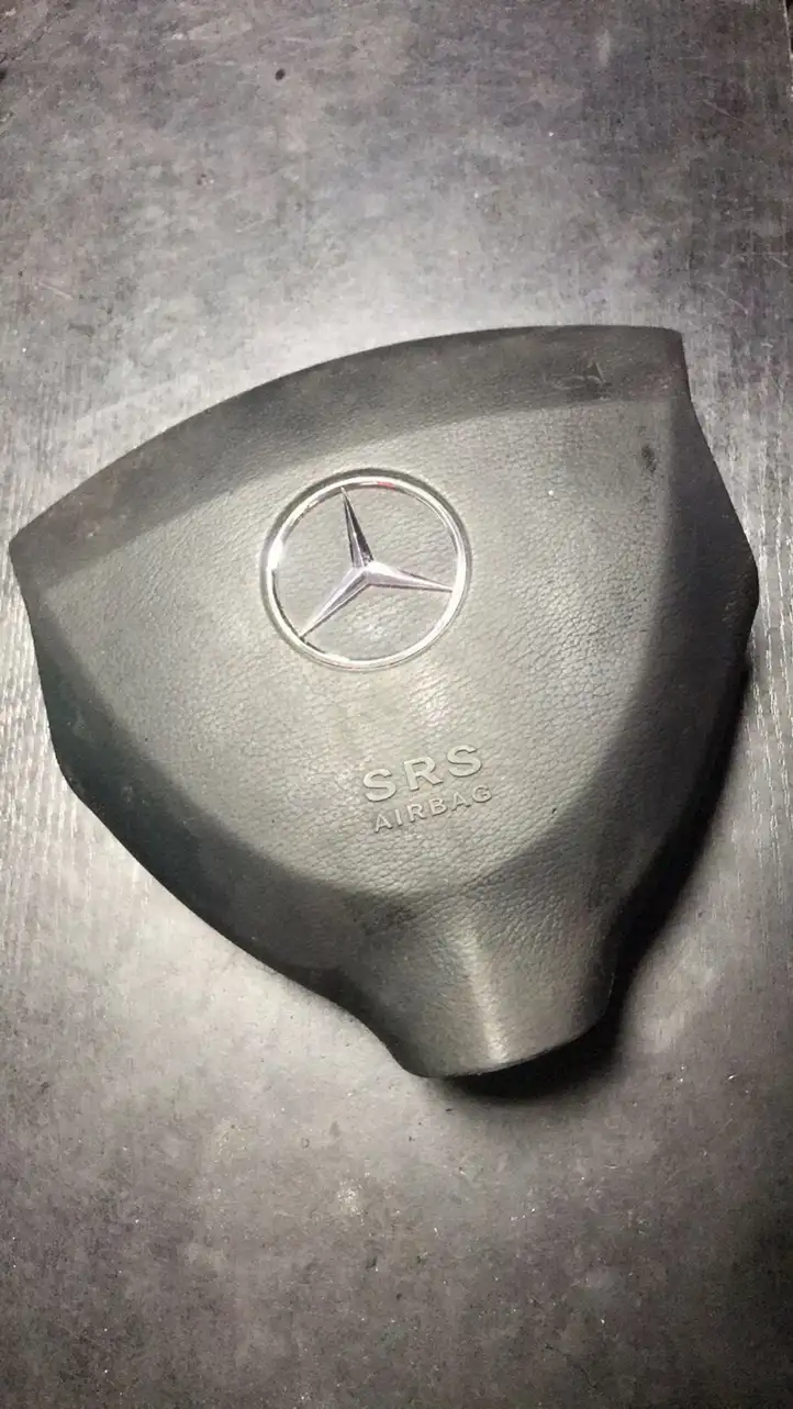 Mercedes-Benz A W169 (2004 - 2012) 16986001029 Подушка безопасности руля — фото 1
