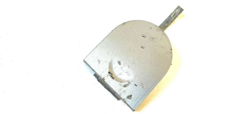 Opel Zafira (1999 - 2003)  90580831 Заглушка буксировочной петли бампера
