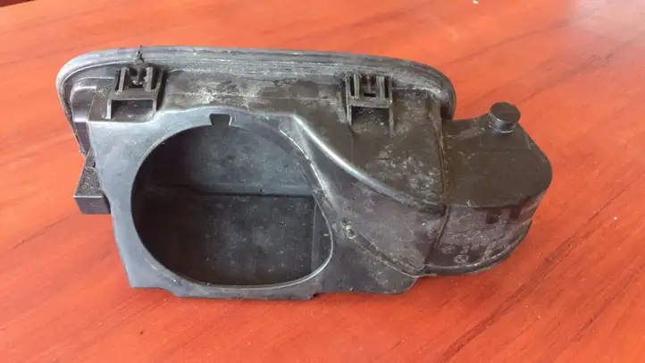 BMW 7 E65 E66 (2001 - 2008) 51177003915 Крышка топливного бака — фото 2
