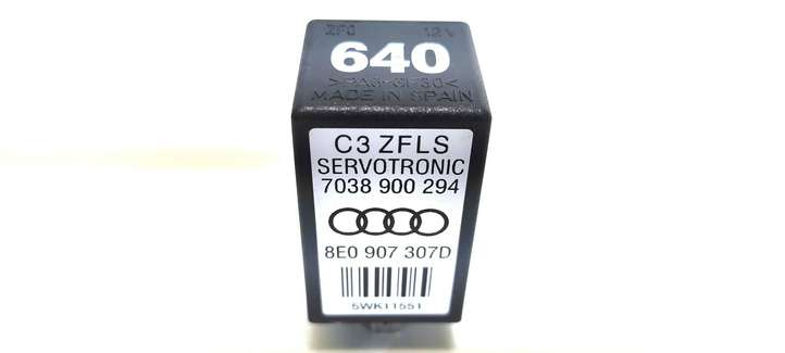 Audi A4 (2004 - 2009)  8E0907307D Другое реле