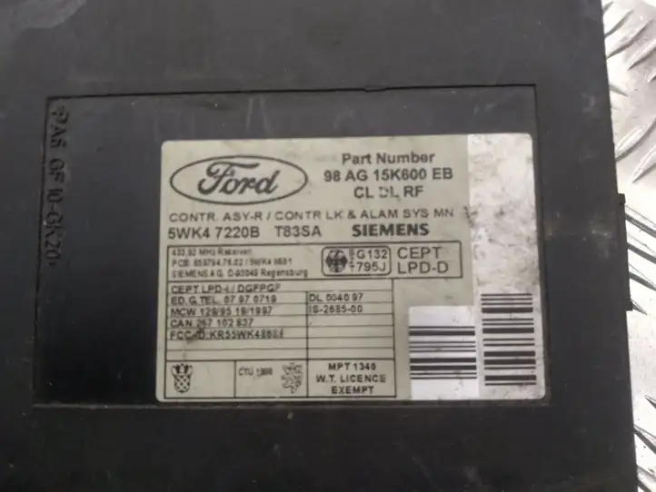 Ford Focus (1998 - 2004) 98AG15K600EB Модуль комфорта — фото 5
