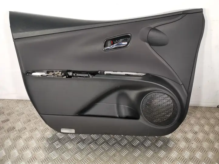Toyota Prius (XW50) (2015 - ) Обшивка передней двери — фото 1
