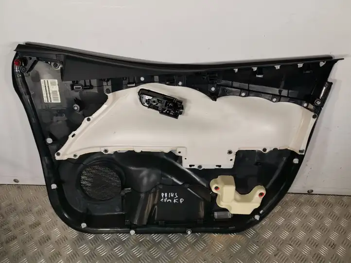 Toyota Prius (XW50) (2015 - ) Обшивка передней двери — фото 3