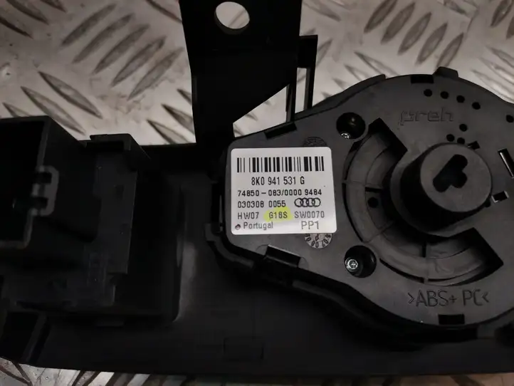 Audi A4 S4 B8 8K (2007 - 2011) 8K0941531G Включатель фонарей — фото 2