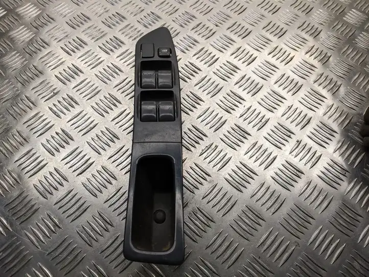 Subaru Impreza II (2001 - 2002) 94266 Блок кнопок стеклоподъемников — фото 1
