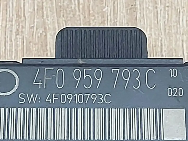 Audi A6 S6 C6 4F (2004 - 2008) 4F0035223G Усилитель звука — фото 2