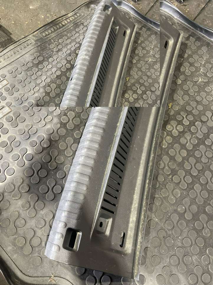 Volkswagen Tiguan (2011 - 2016)  5N0863459 Звукоизоляция багажника