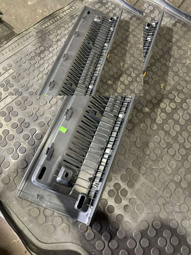 Volkswagen Tiguan (2011 - 2016)  5N0863459 Звукоизоляция багажника
