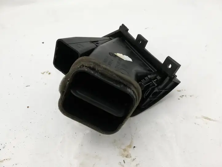 BMW 3 E46 (1998 - 2005) 64228361897 Боковой воздушный дефлектор — фото 2