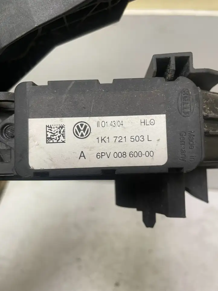 Volkswagen Golf V (2003 - 2009) 1K1721503L Педаль акселератора — фото 3