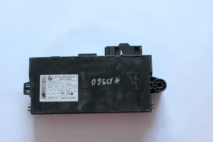 BMW 3 E90 E91 (2005 - 2012) 2071173845 Блок управления двигателем (ECU) — фото 2