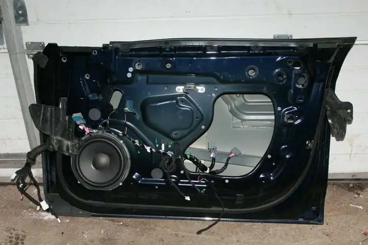 Tesla Model S (2012 - 2016) Дверь — фото 2