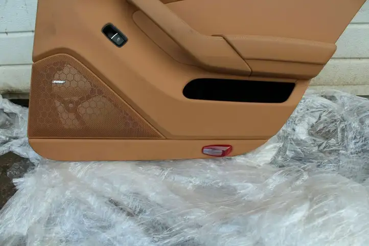 Porsche Panamera (970) (2009 - 2013) Обшивка задней двери — фото 9