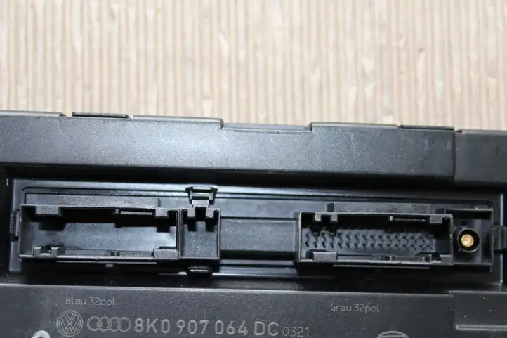 Audi A4 S4 B8 8K (2007 - 2011) 8K0907064DC Модуль комфорта — фото 2