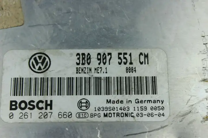 Volkswagen PASSAT B5.5 (2001 - 2005) 3B0907551CM Блок управления двигателем (ЭБУ) — фото 2