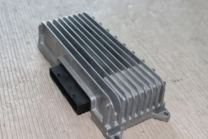Audi A5 8T 8F (2007 - 2011) 8T0035223AB Усилитель звука — фото 1