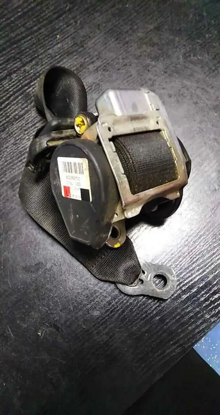 Mercedes-Benz A W169 (2004 - 2012) 1698600585 Задний ремень безопасности — фото 3