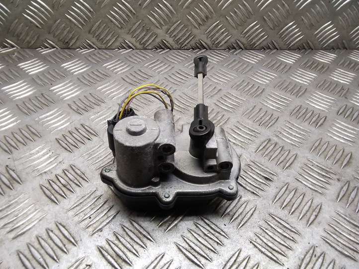 Audi A5 (2007 - 2011)  059129086L Двигатель заслонки