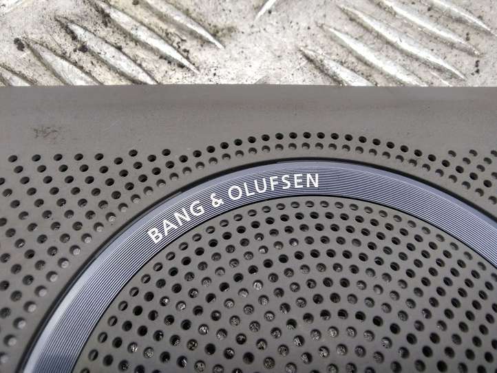 Audi A5 (2007 - 2011)  8T0857228A Отделка бокового динамика