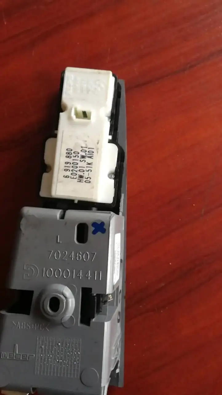 BMW 7 E65 E66 (2001 - 2008) 7024607 Кнопка стеклоподъемников — фото 4