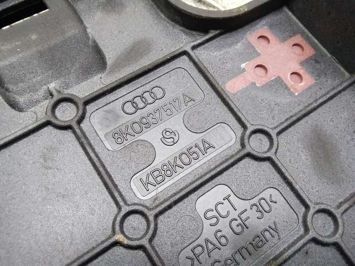 Audi A5 (2007 - 2011)  8K0937517A Узел подключения плюсовых проводов