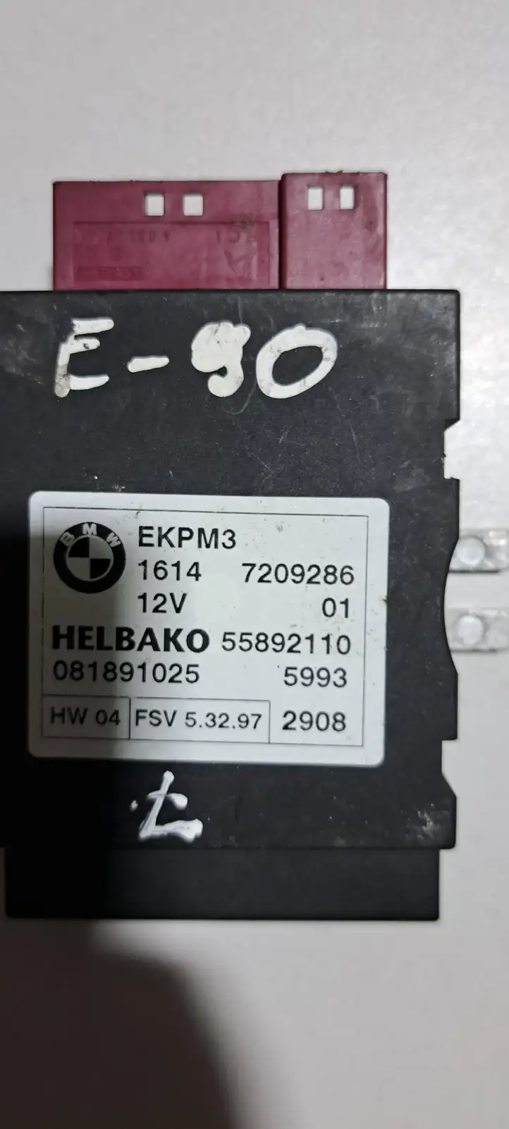 BMW 3 E90 E91 (2005 - 2012) 7209286 Блок управления топливным насосом — фото 2