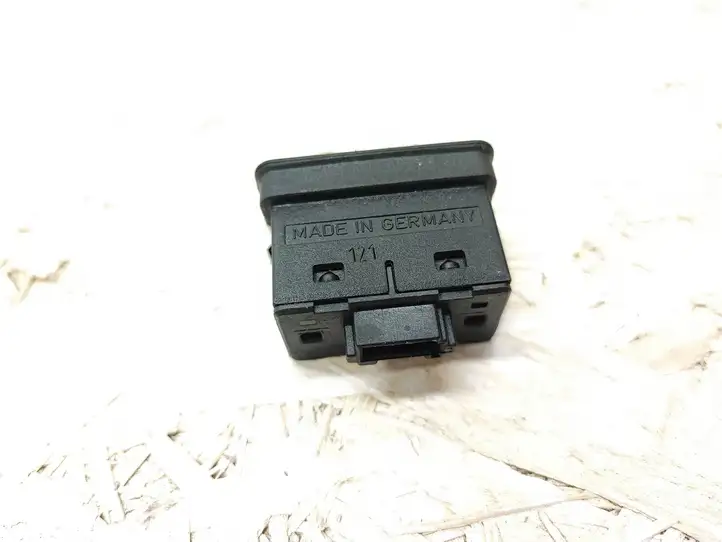 BMW 5 E39 (1996 - 2003) 8368974 Кнопка стеклоподъемников — фото 2