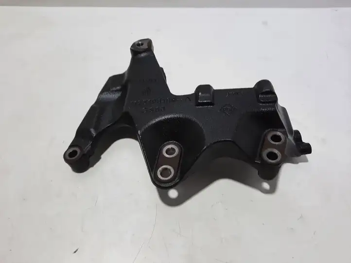 Nissan X-Trail T32 (2014 - 2021) 112319818R Кронштейн двигателя — фото 1