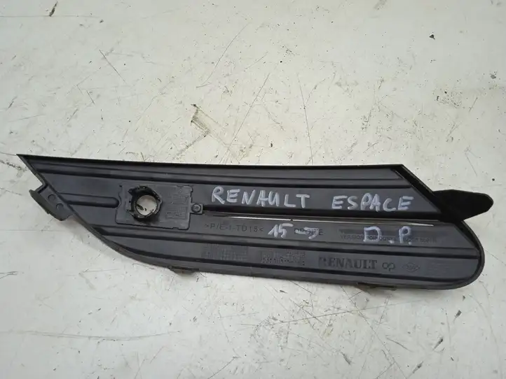 Renault Espace V (RFC) (2015 - 2019) 622568681R Нижняя решетка переднего бампера — фото 1