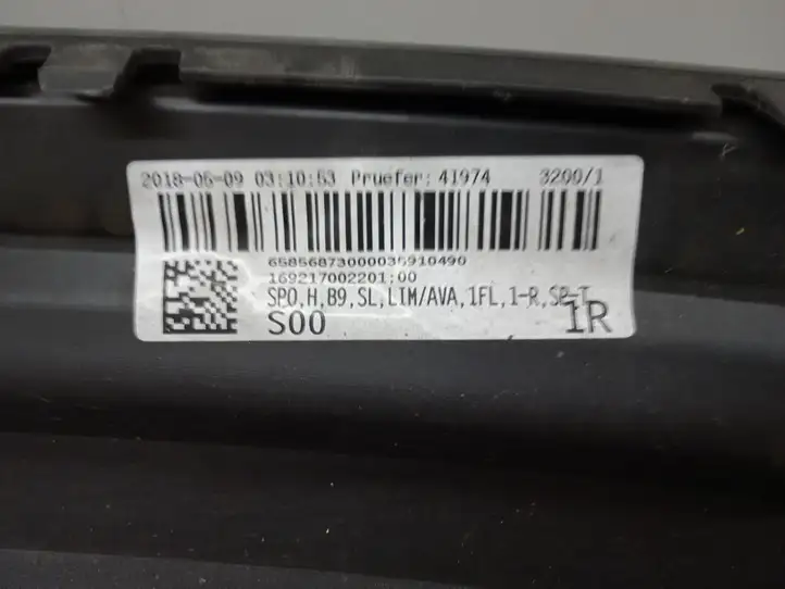 Audi A4 S4 B9 (2015 - 2019) 8W0807521L Нижняя часть переднего бампера — фото 3