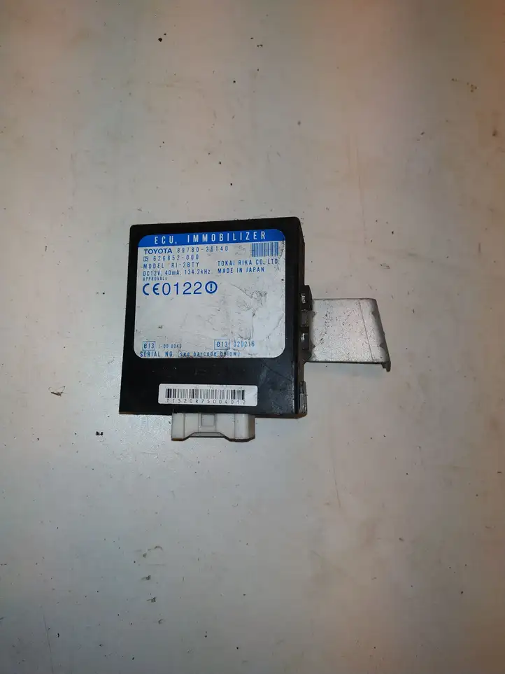 Toyota Avensis Verso (1995 - 2001) 8978026140 Блок иммобилайзера — фото 1