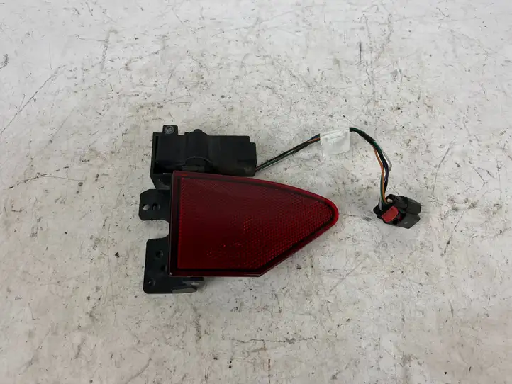 Tesla (2018 - ) 103854888G Крышка зарядного разъема — фото 1