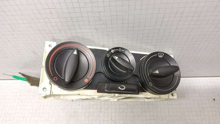 Audi A3/S3 8L (1996 - 2000)  8L0819045A Блок управления кондиционера воздуха / климата/ печки (в салоне)