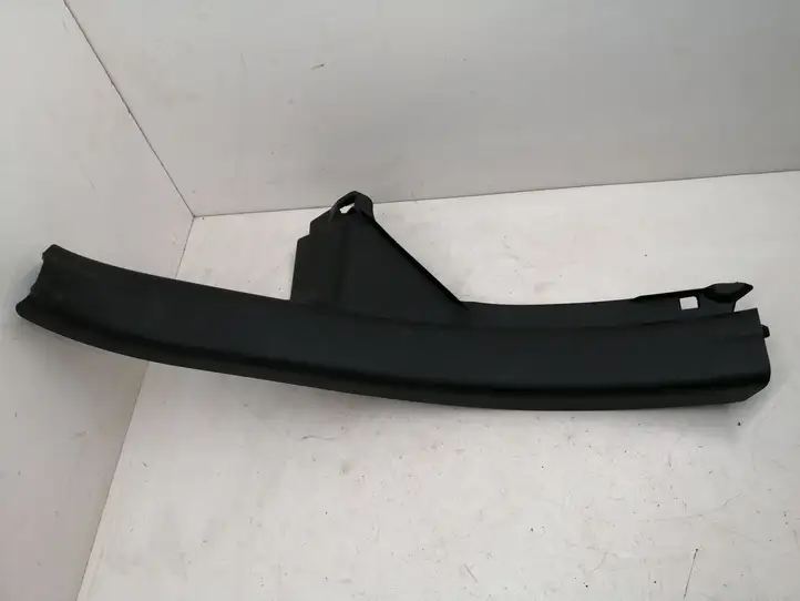 Toyota Yaris (2014 - 2019) 679180D150 Внутренняя отделка переднего порога — фото 1
